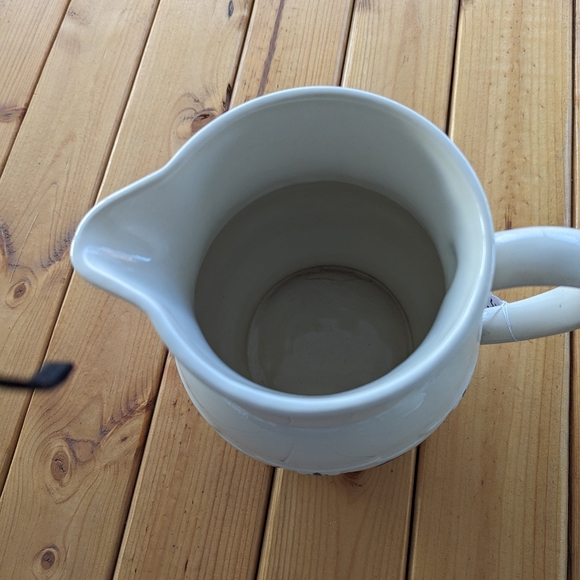 Longaberger Pitcher - Picture 2 of 4